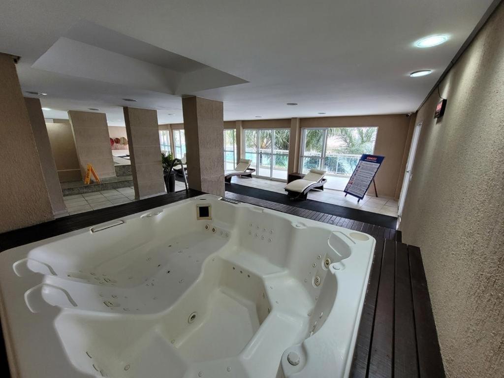 Ferias Porto Real Suites Мангаратиба Экстерьер фото